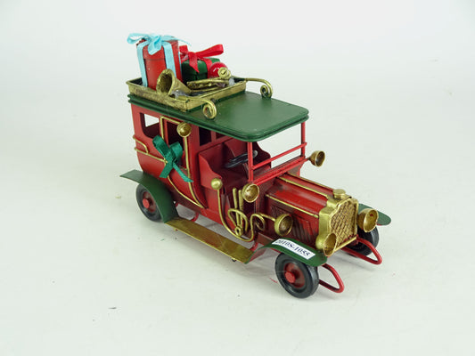 Red Vintage Metal Classic Car for Christmas Decoration